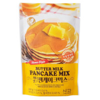 Bột Làm Bánh Kếp Bơ Sữa No Brand 180G