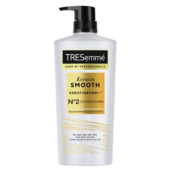 Dầu Xả Tresemmé Keratin Smooth Chai 620G