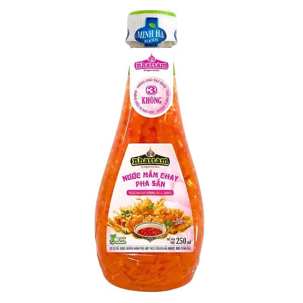 Nước Mắm Chay Tỏi Ớt Nhất Tâm Chai 250Ml